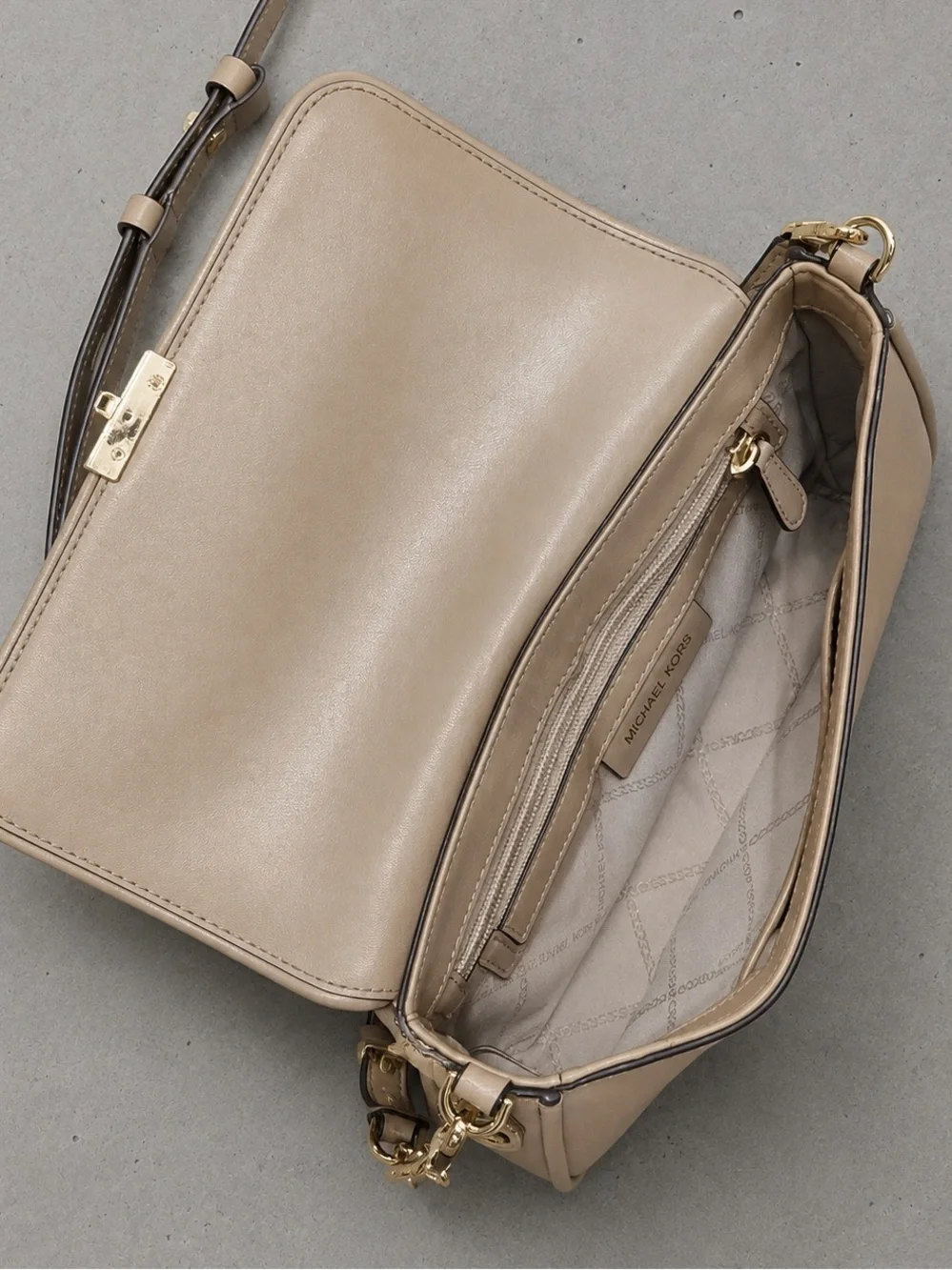 Michael Kors - Shoulder/Crossbody Leather Bag